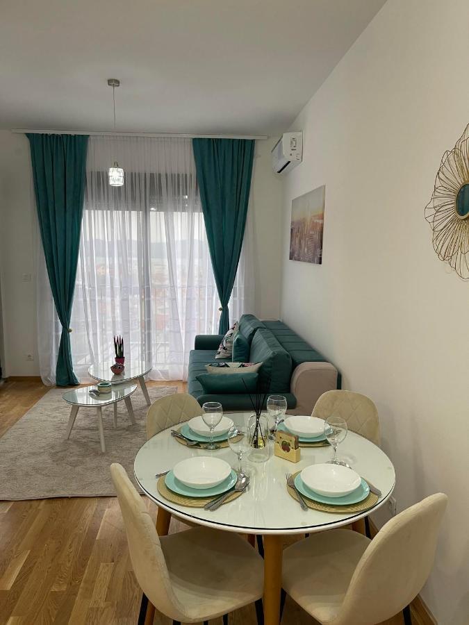Apartman Iva Tivat Exterior photo