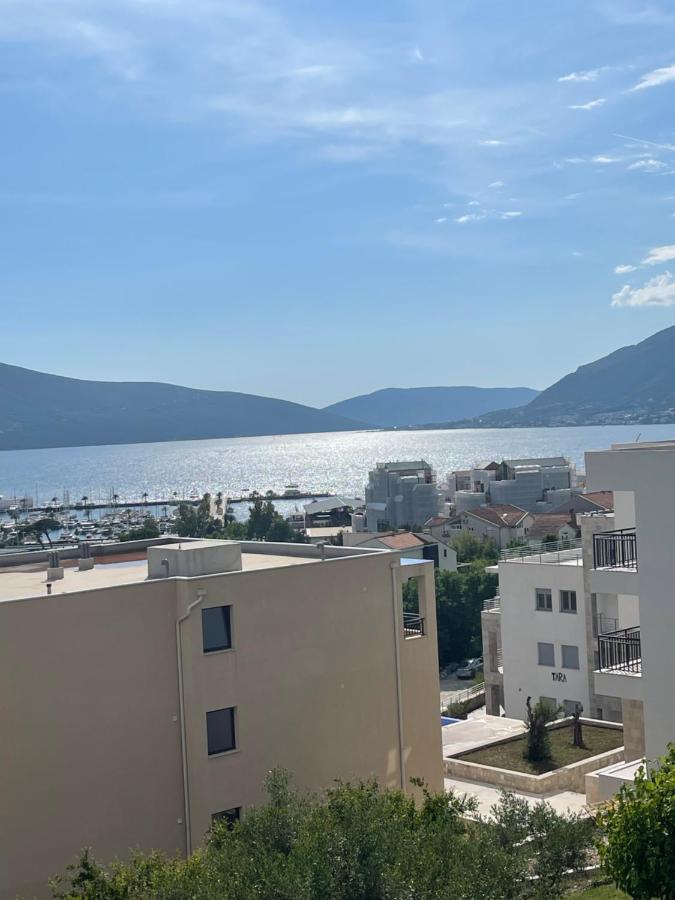 Apartman Iva Tivat Exterior photo